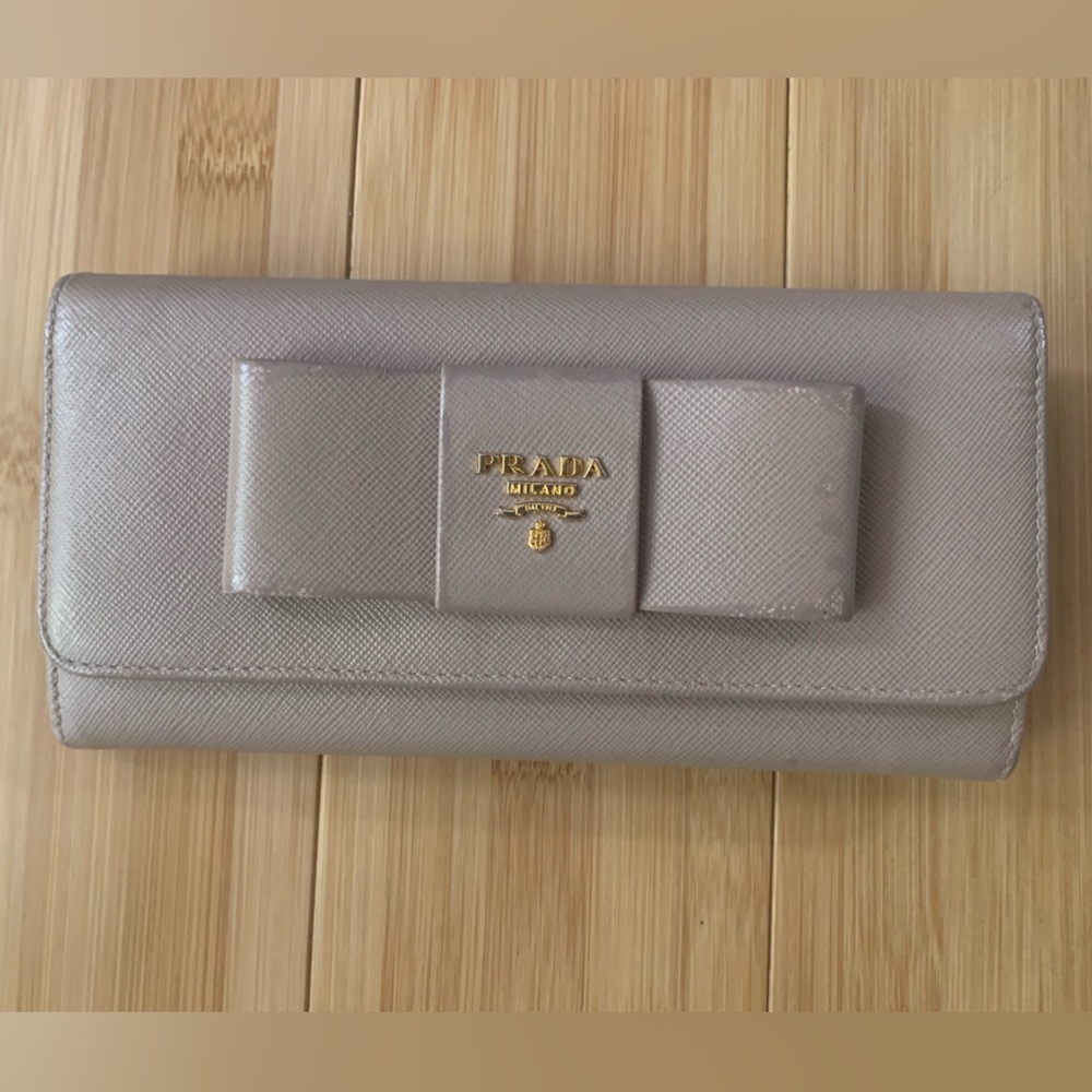 Prada bow wallet